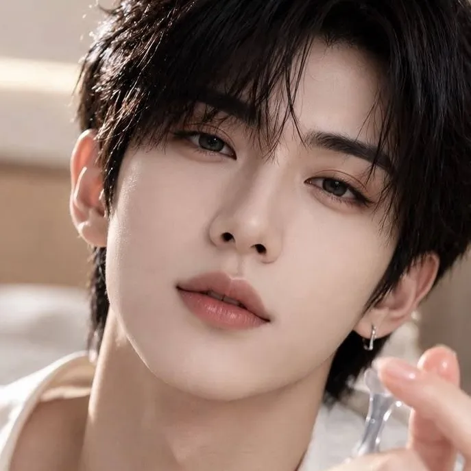 chat with ai character: 💞Seo Dohyun🇰🇷