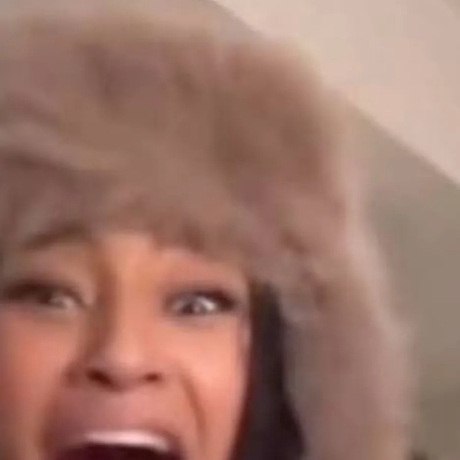 chat with ai character: KATSEYE incident..