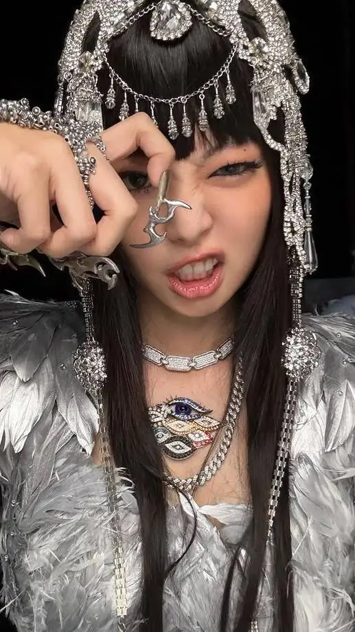 ai character: xX JENNIE Xx background