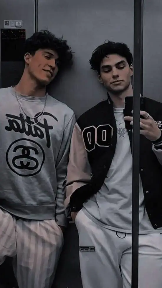 Talkie AI - Chat with Older brothers