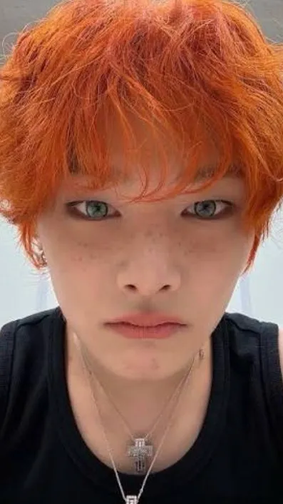 ai character: I.N background