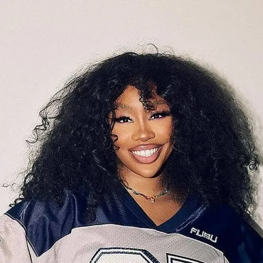 chat with ai character: SZA