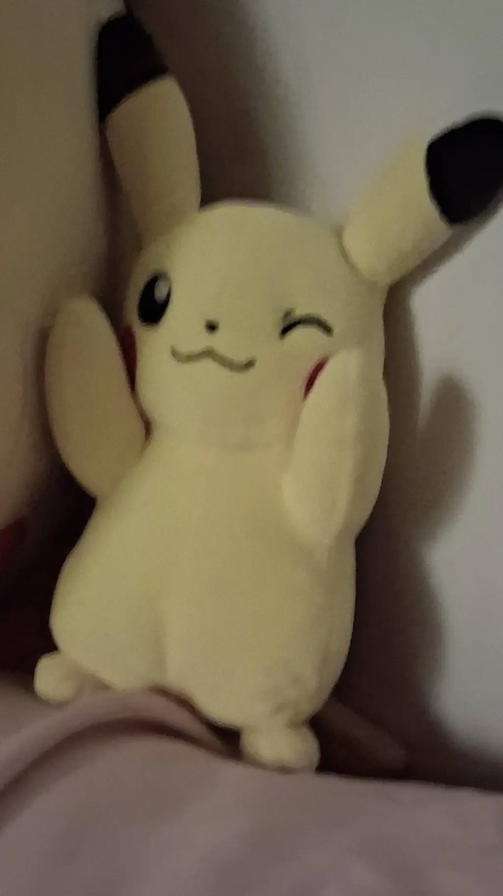 ai character: Uwu background