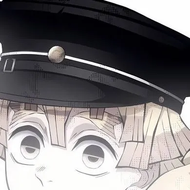 chat with ai character: icey🏷ꔛ 🕰 ✩ 🍂♪