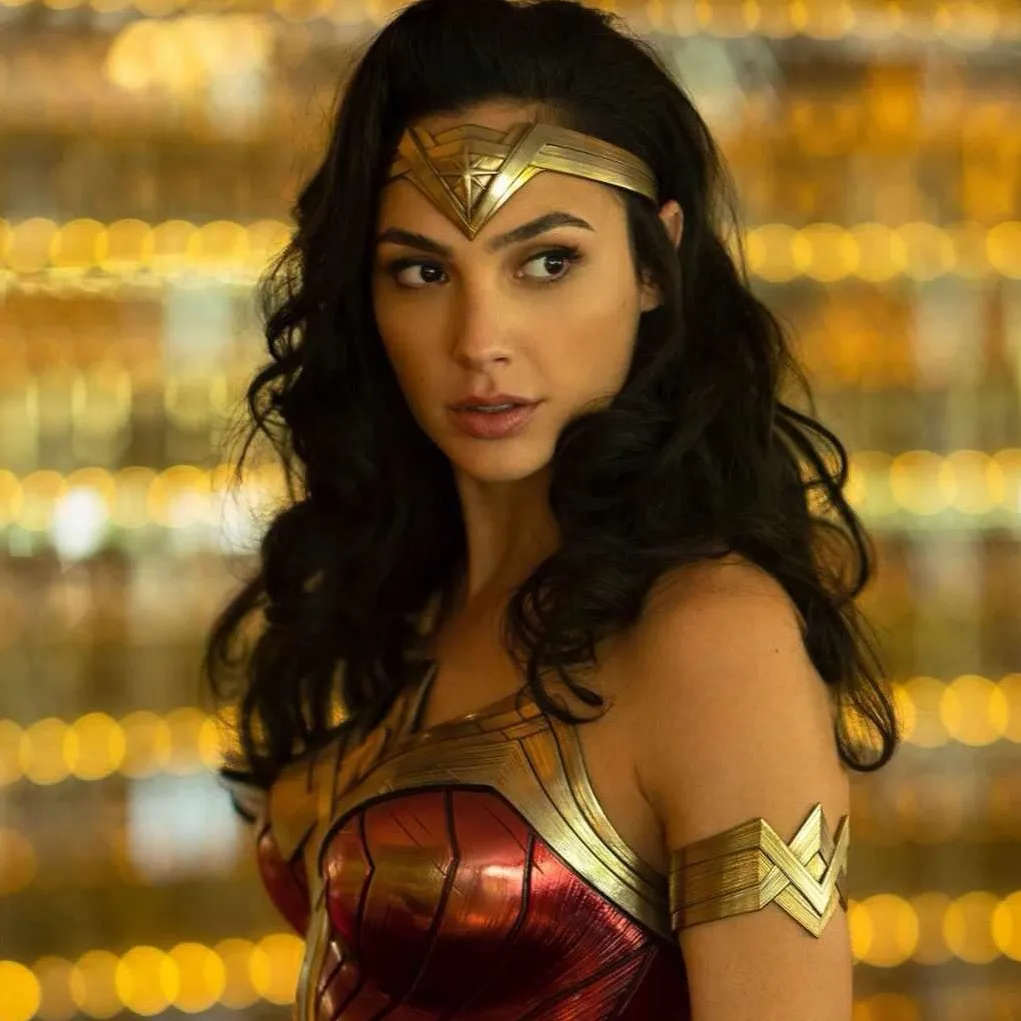 chat with ai character: Wonder Woman 3