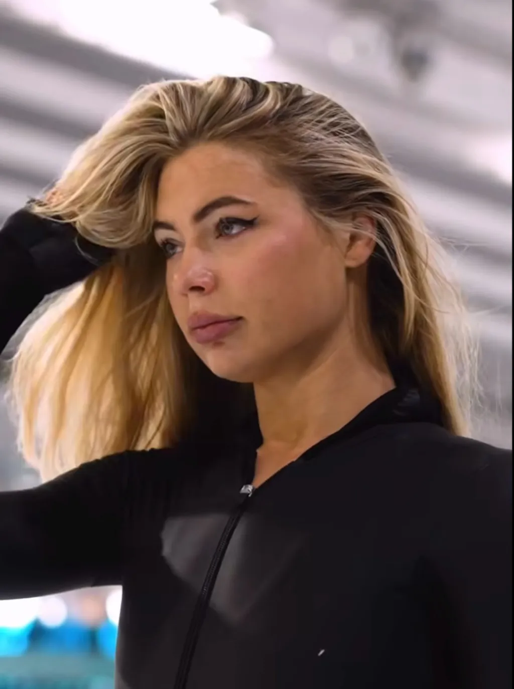 chat with ai character: Jutta