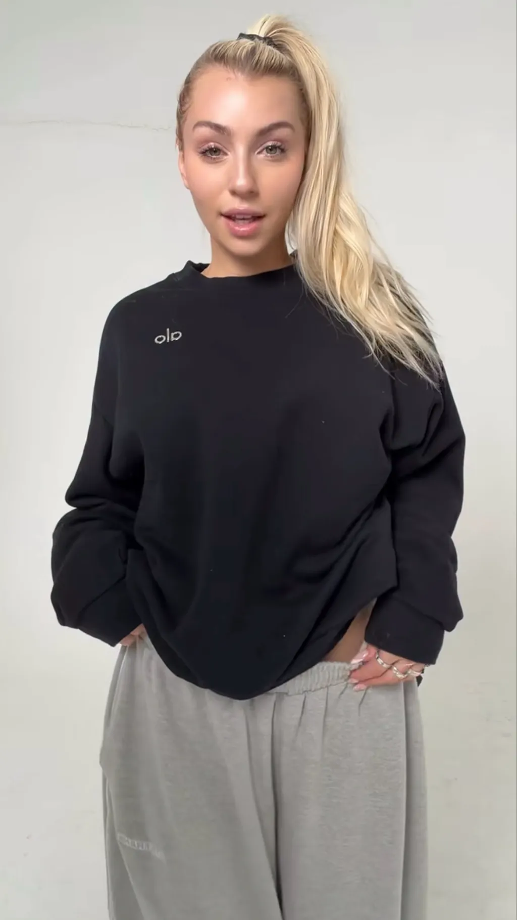 ai character: Black Canary 4 background