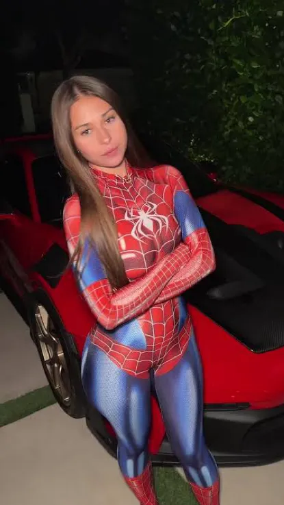 Talkie AI - Chat with Sophie Rain V5