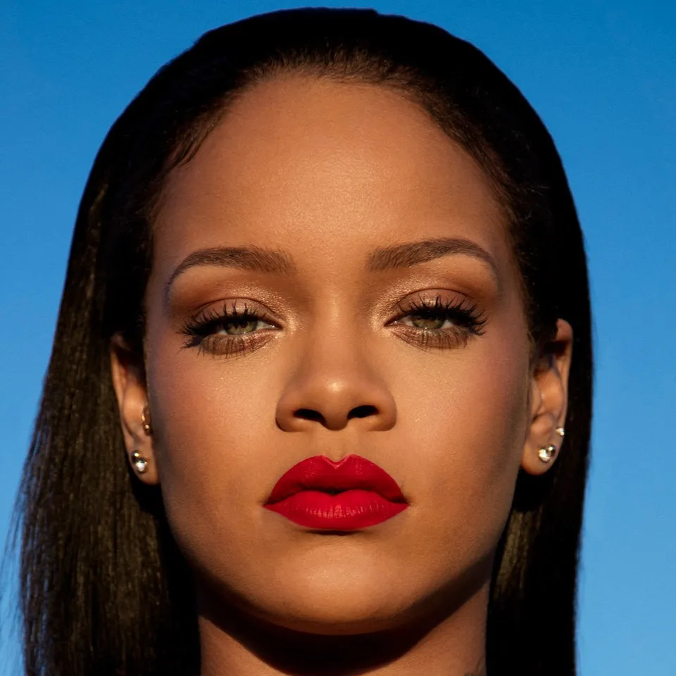 chat with ai character: Rihanna V3
