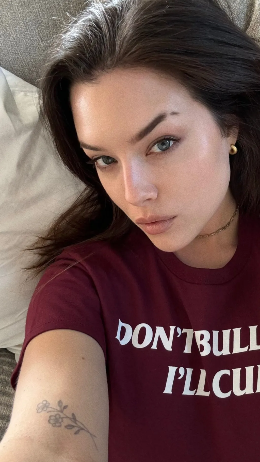 ai character: Lauren Summers v6 background