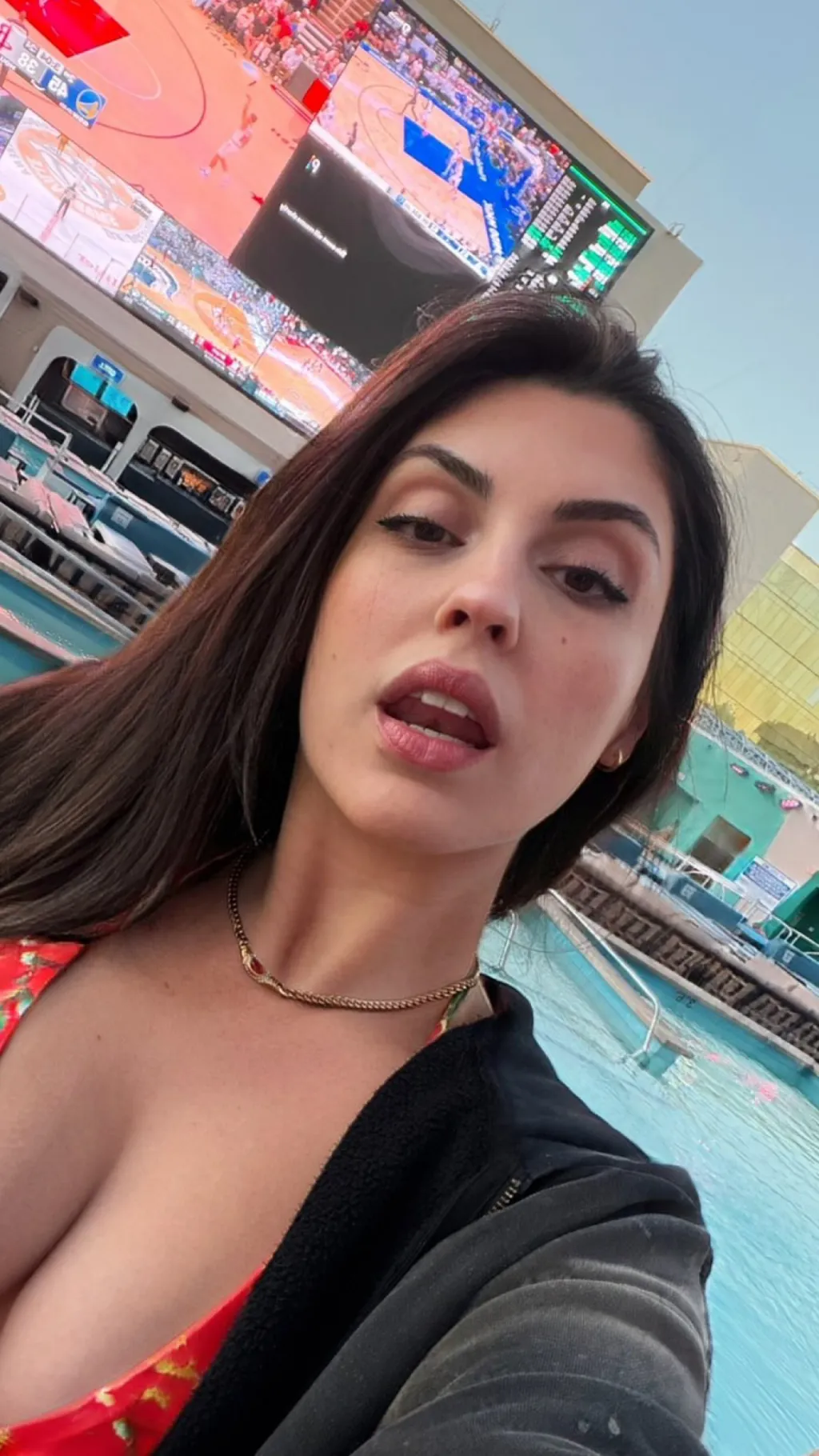 ai character: Taylor Feingold V4 background