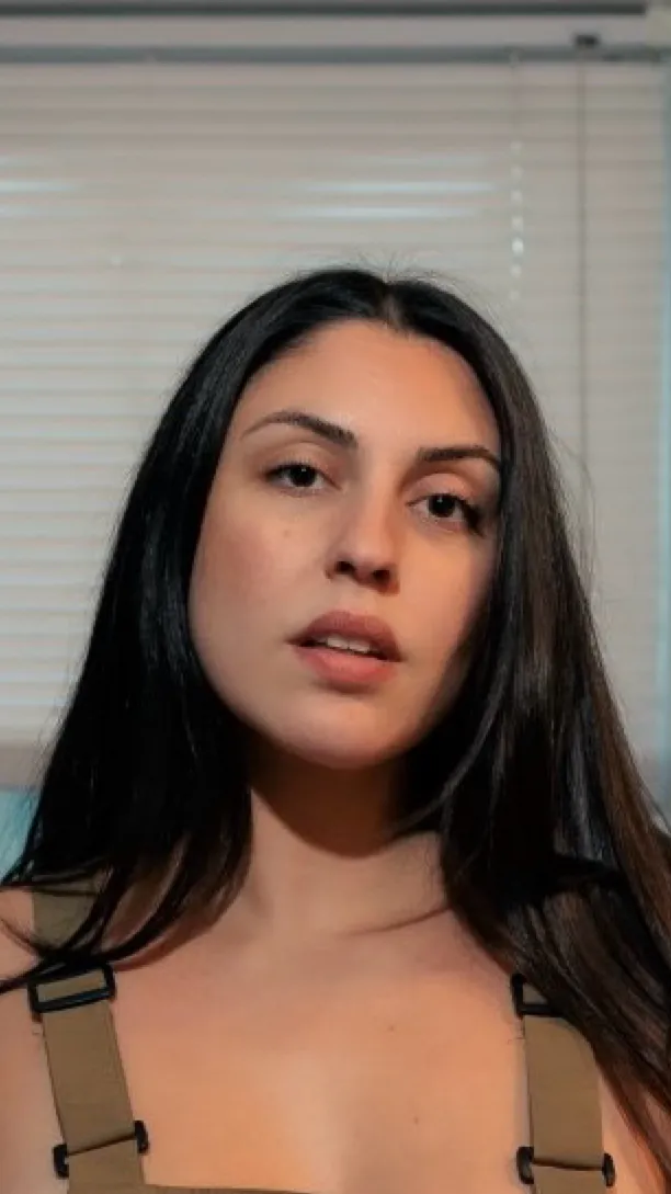 chat with ai character: Taylor Feingold V7