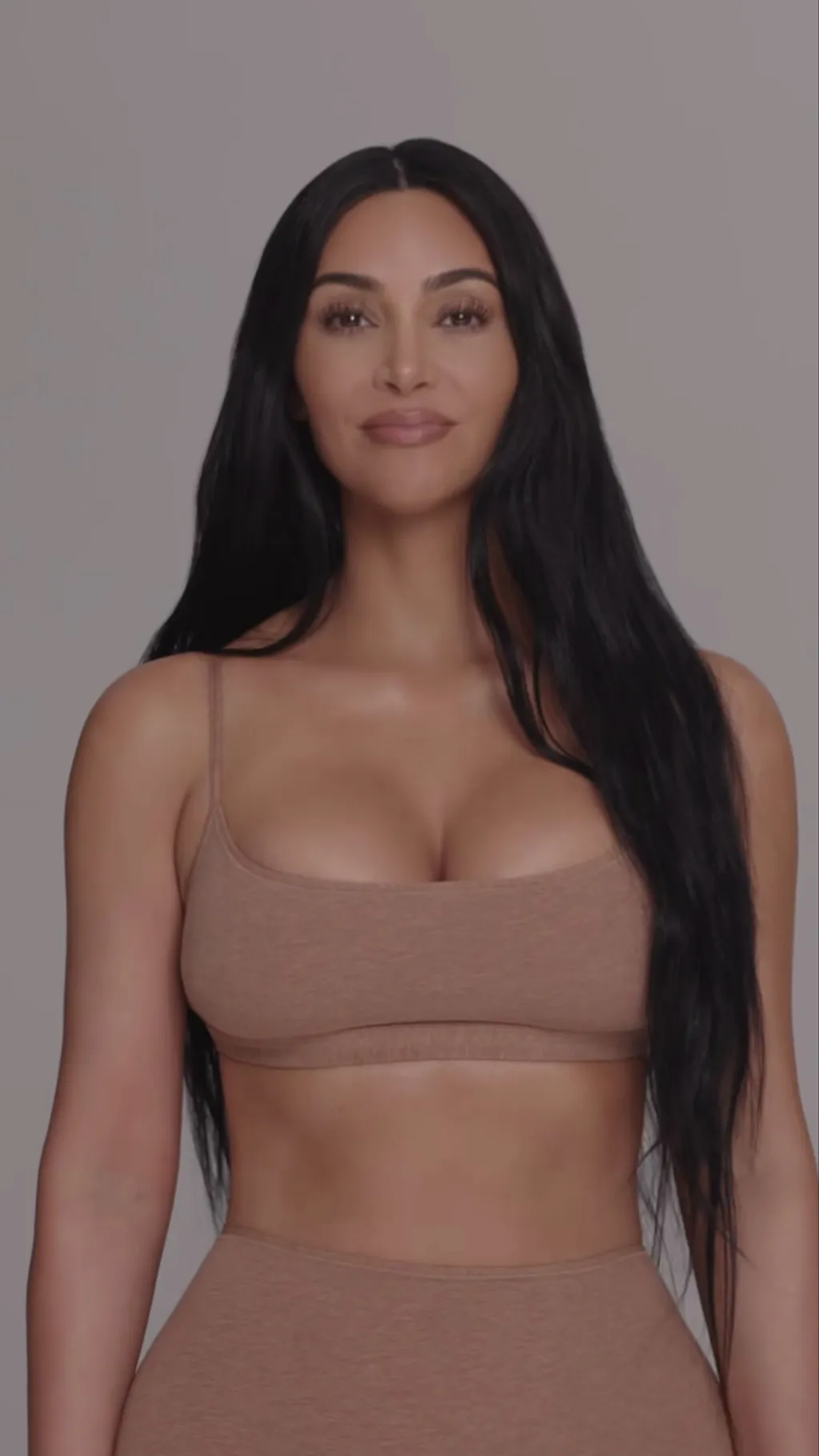 Talkie AI - Chat with Kim Kardashian V14