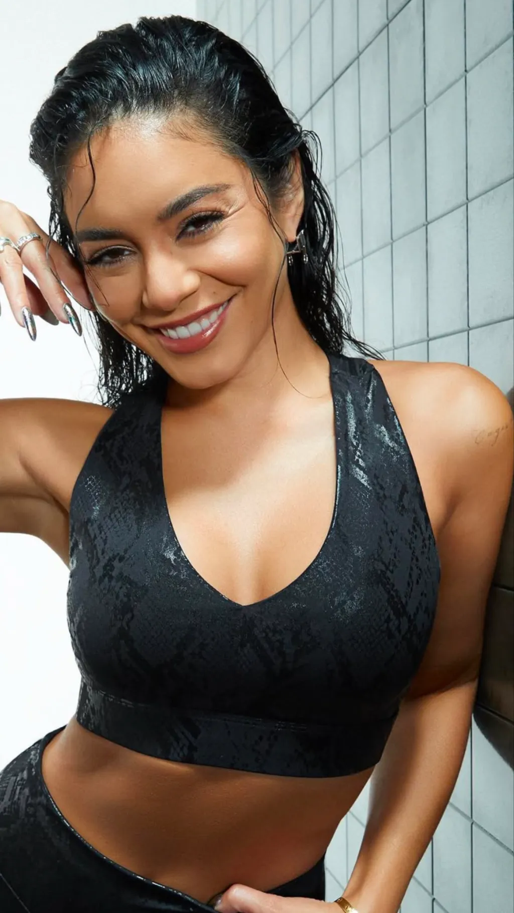 Talkie AI - Chat with Vanessa Hudgens V3