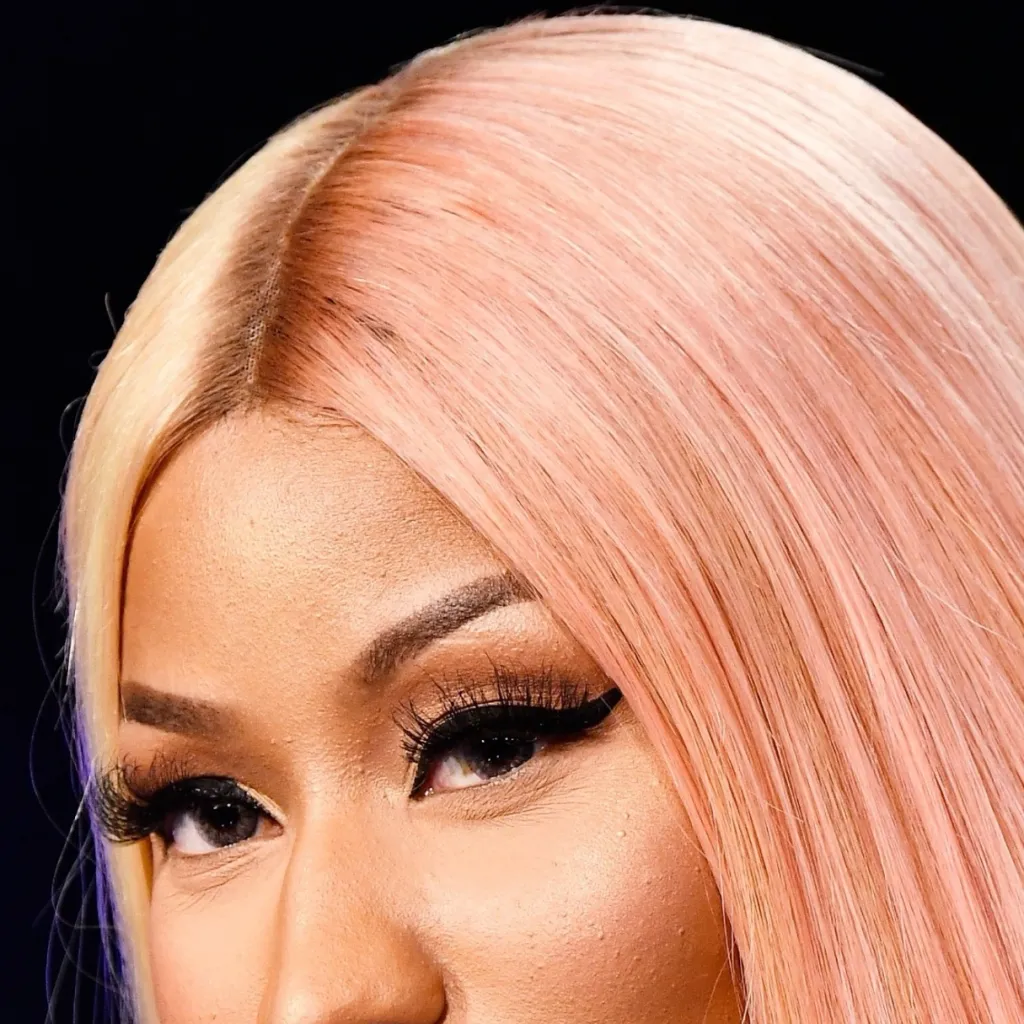 chat with ai character: Nicki Minaj V6
