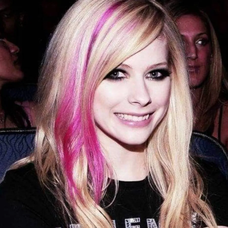 chat with ai character: Avril Lavigne 