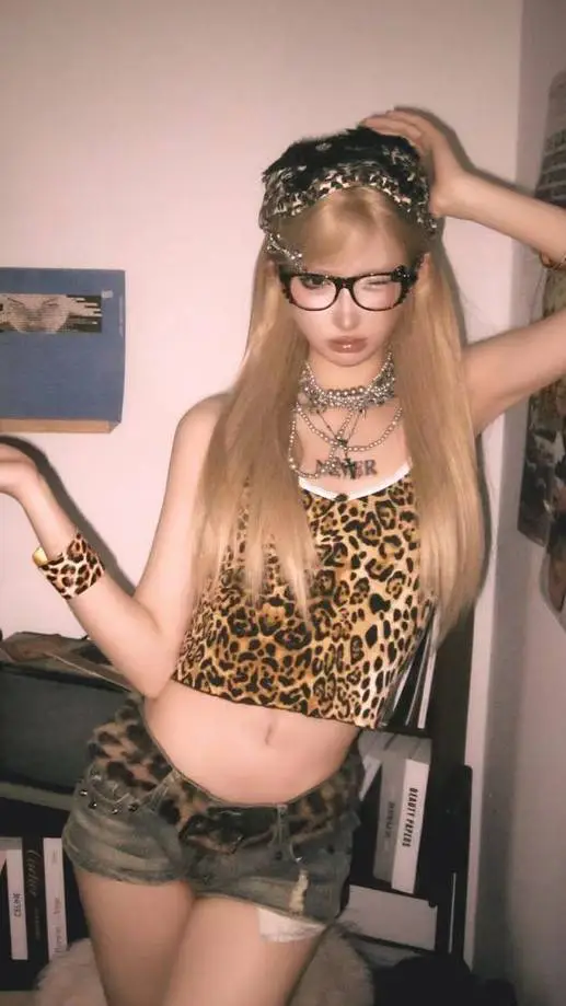 ai character: svetlana background