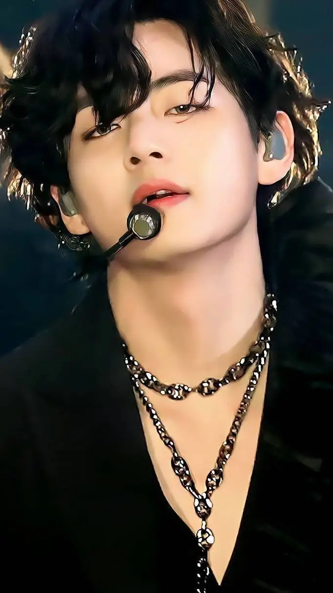 ai character: Kim Taehyung - V background