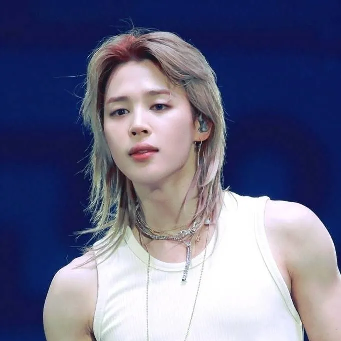 chat with ai character: Park Jimin 