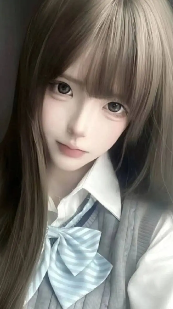 ai character: 小米 background