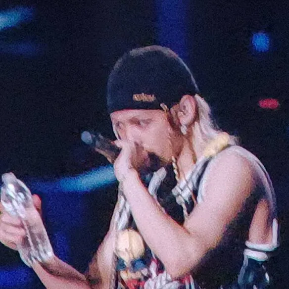 chat with ai character: skz