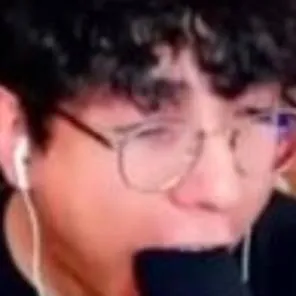 chat with ai character: themagmaboi 