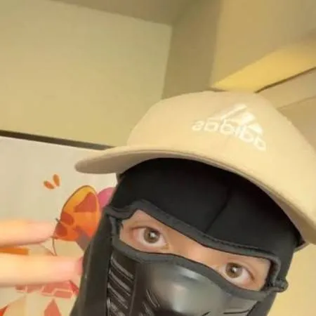 chat with ai character: capitán gato 