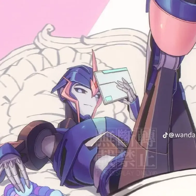 chat with ai character: arcee tfp