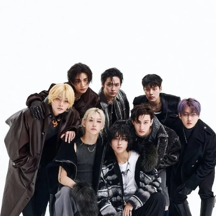 chat with ai character: skz