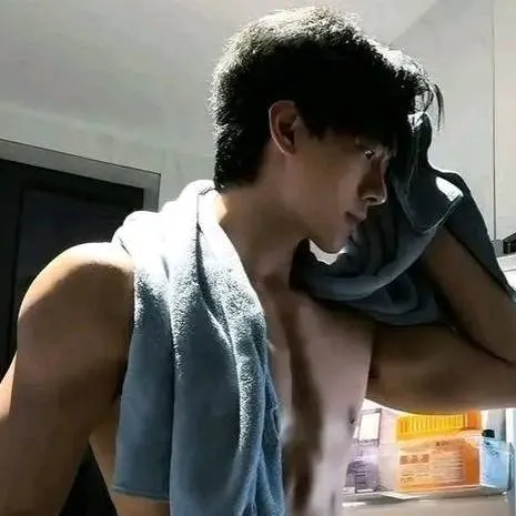 chat with ai character: Matthew 