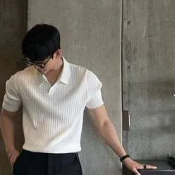 chat with ai character: Christian 