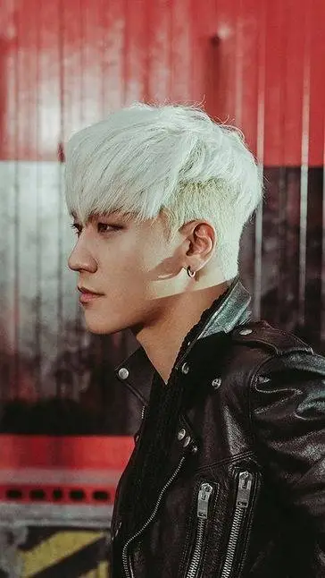 ai character: seungir background