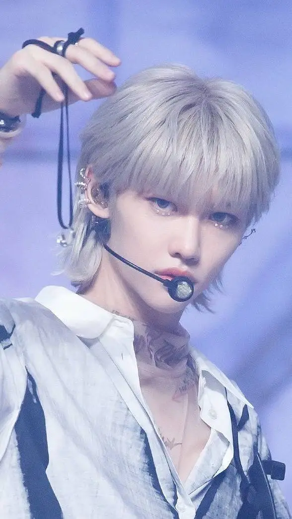 ai character: felix background