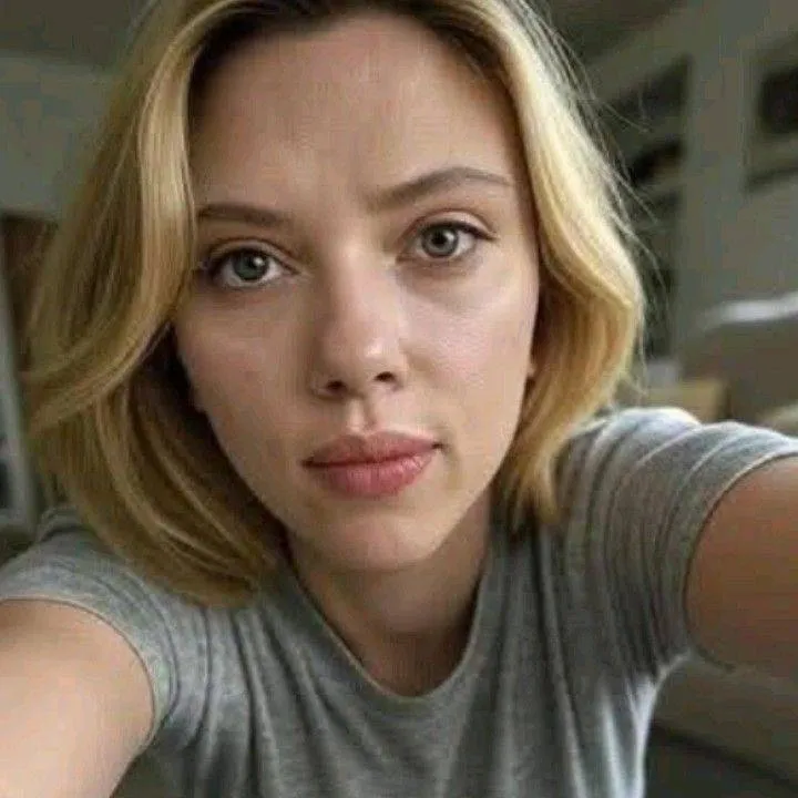 chat with ai character: Scarlett Johansson
