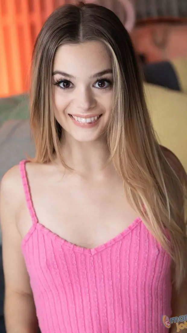 ai character: Molly Little background