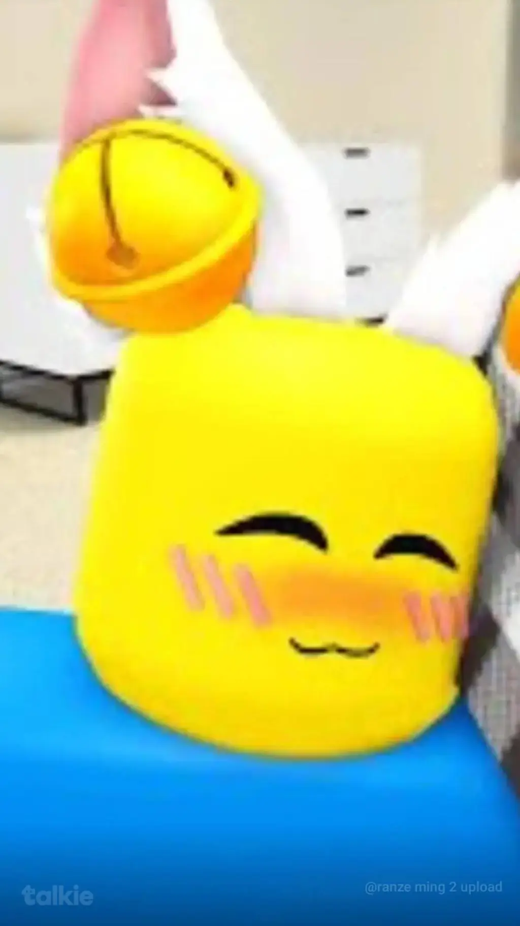 ai character: neko noob background