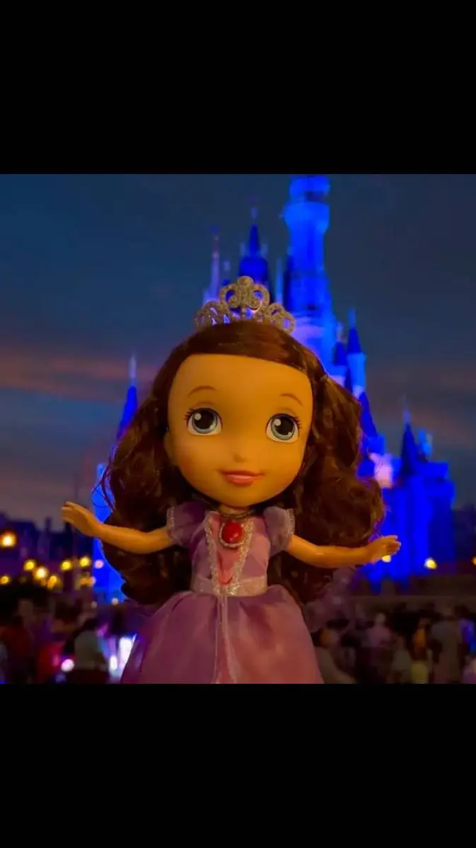 ai character: sofia the 1st background