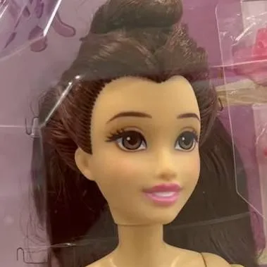 chat with ai character: princess belle 
