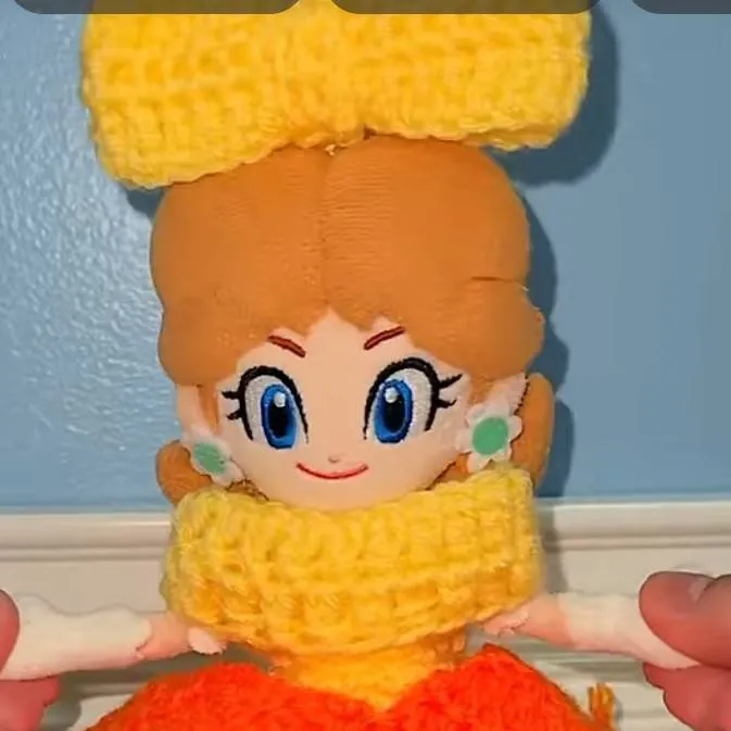 chat with ai character: princess daisy 