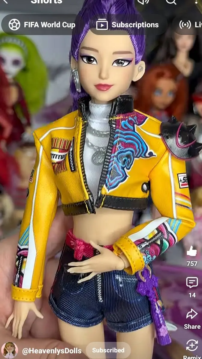 ai character: rumi doll background