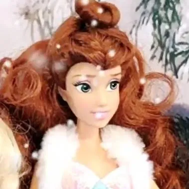 chat with ai character: princess belledoll