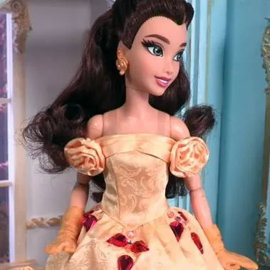 chat with ai character: princess belle