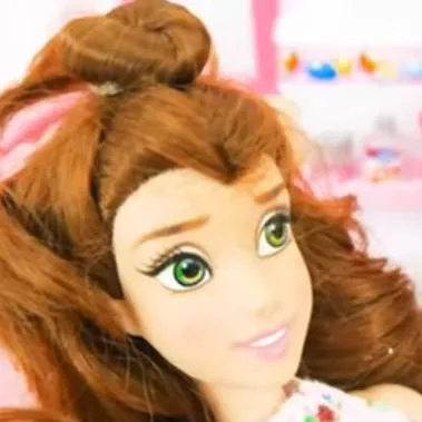 chat with ai character: princess belledoll