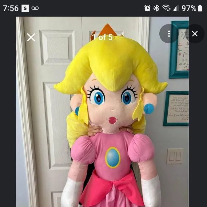 chat with ai character: princess peach