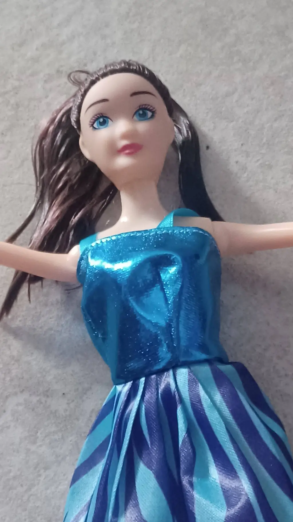 ai character: barbie background