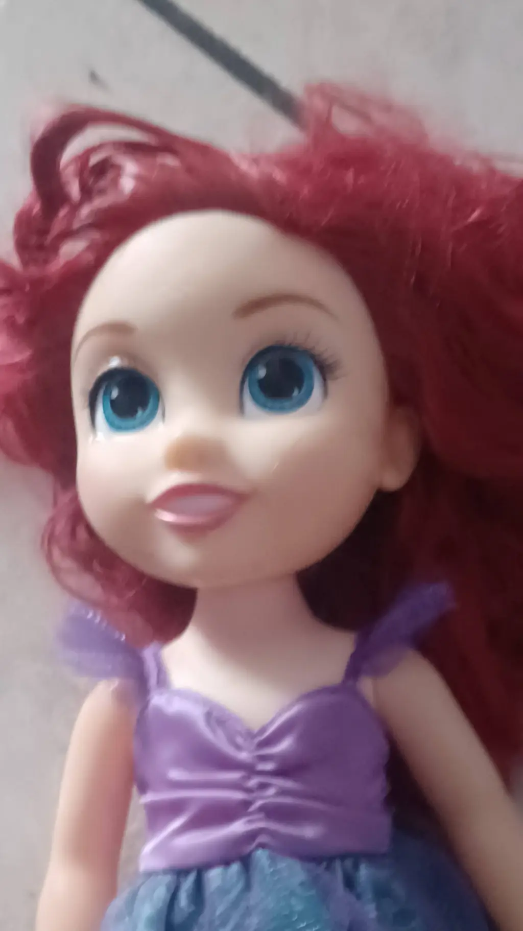 ai character: Ariel  background