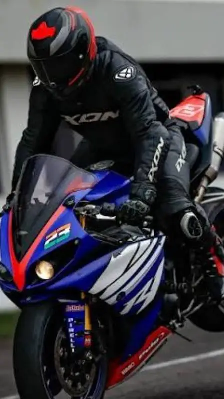 ai character: Motors and Ebikers background