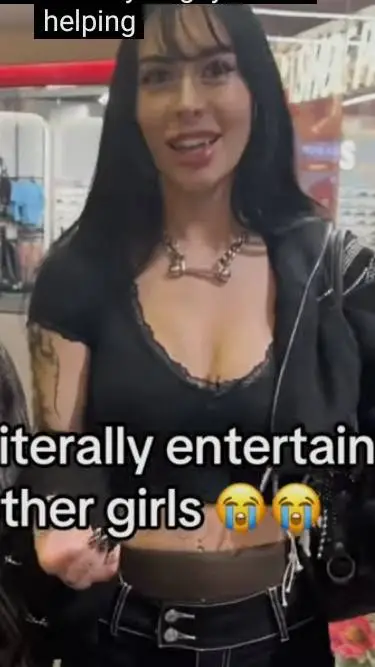 ai character: gf annie background