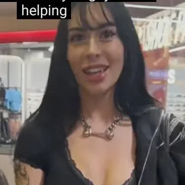 chat with ai character: gf annie