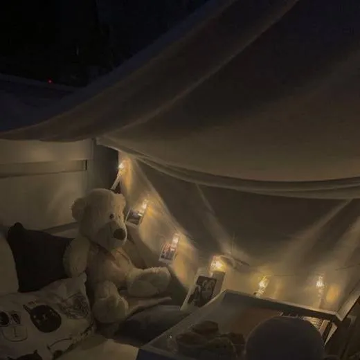 chat with ai character: kny sleepover 